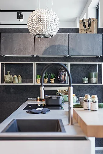 Häcker Inselküche modern Weiß – Bild 8